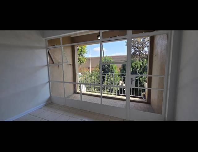 2 BEDROOM SECTIONAL TITLE FOR SALE IN BRACKENHURST